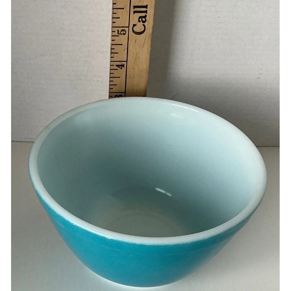 Pyrex Vintage Turquoise Blue Milk Glass Mixing Bowl 401 1.5 Pint Retro Kitchen